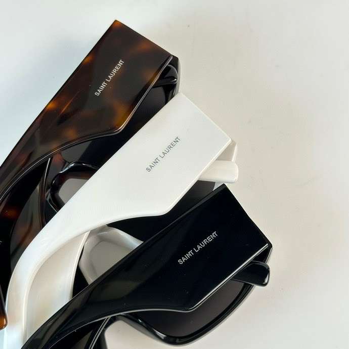Picture of YSL Sunglasses _SKUfw54058574fw